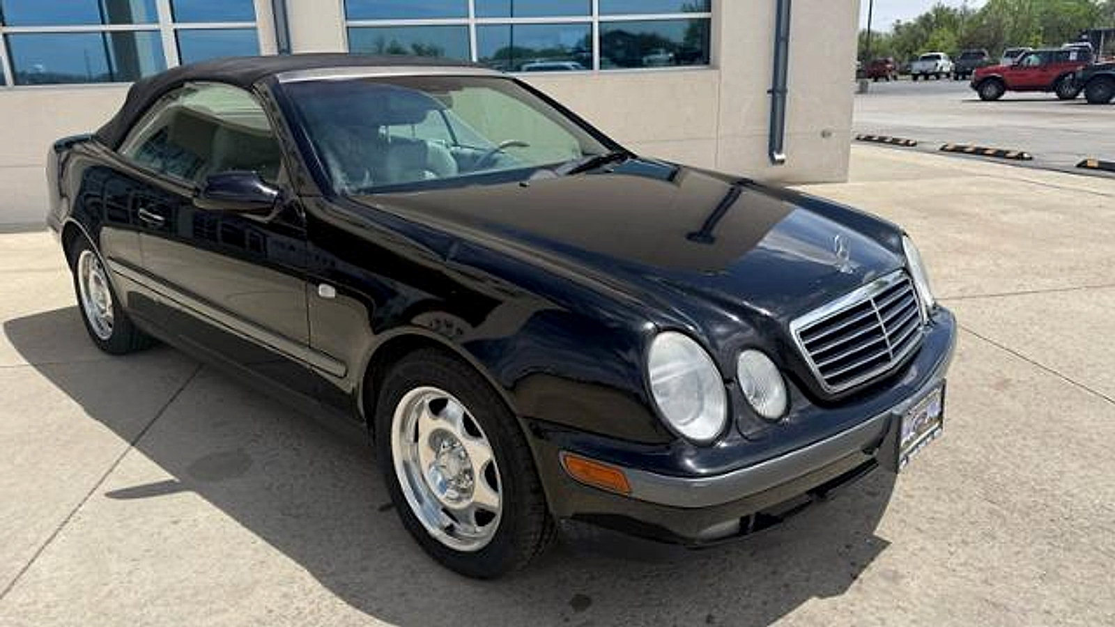 Used 1999 Mercedes-Benz CLK 320 Cabriolet image 3