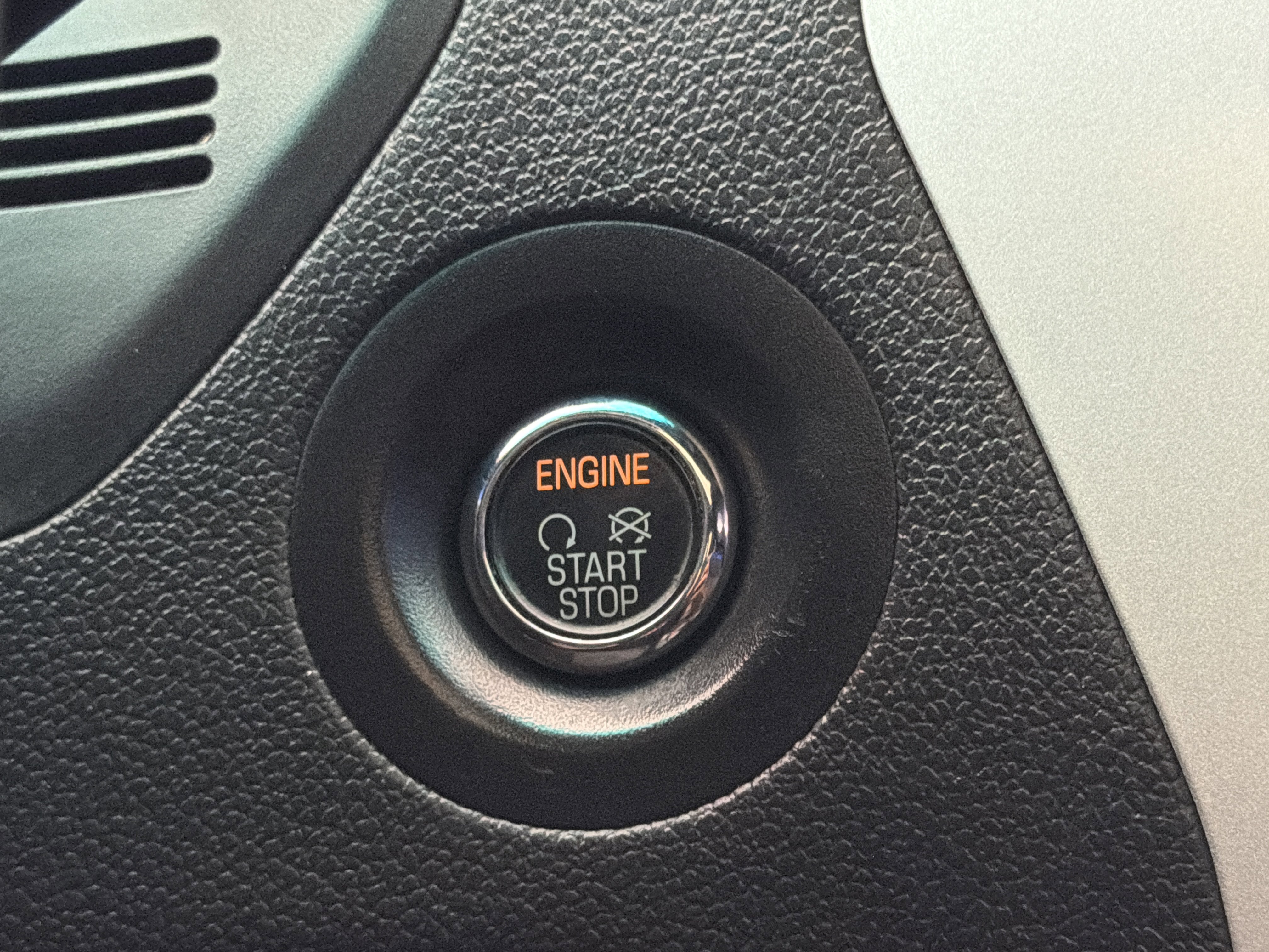 Used 2013 Ford Explorer Sport AWD/4WD image 22