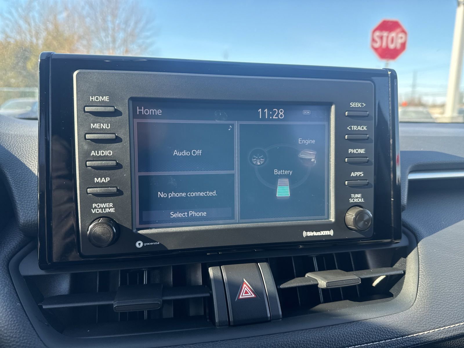 Used 2021 Toyota RAV4 LE image 19