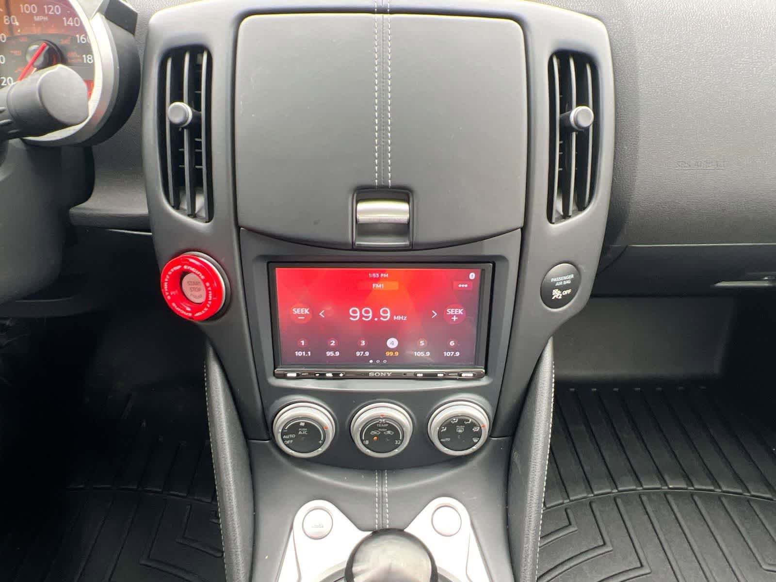 Used 2020 Nissan 370Z Coupe RWD image 24