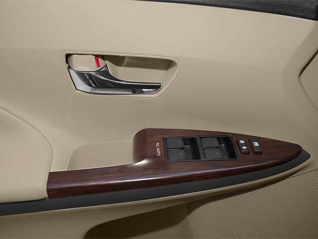 Used 2013 Toyota Venza XLE w/ XLE Premium Pkg FWD image 19