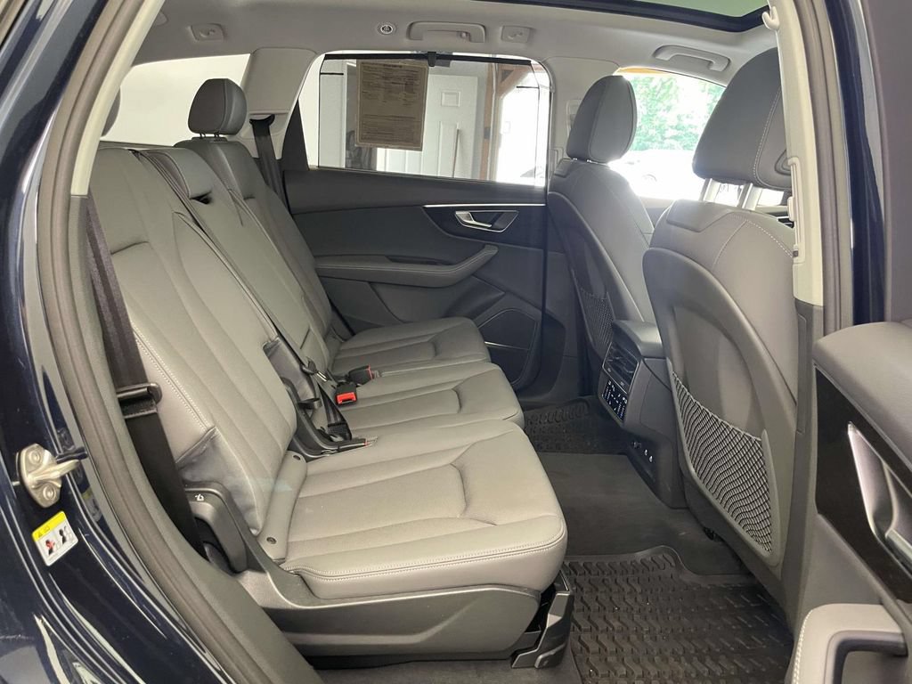 Certified 2025 Audi Q7 2.0T Premium Plus w/ Premium Plus Package AWD/4WD image 22