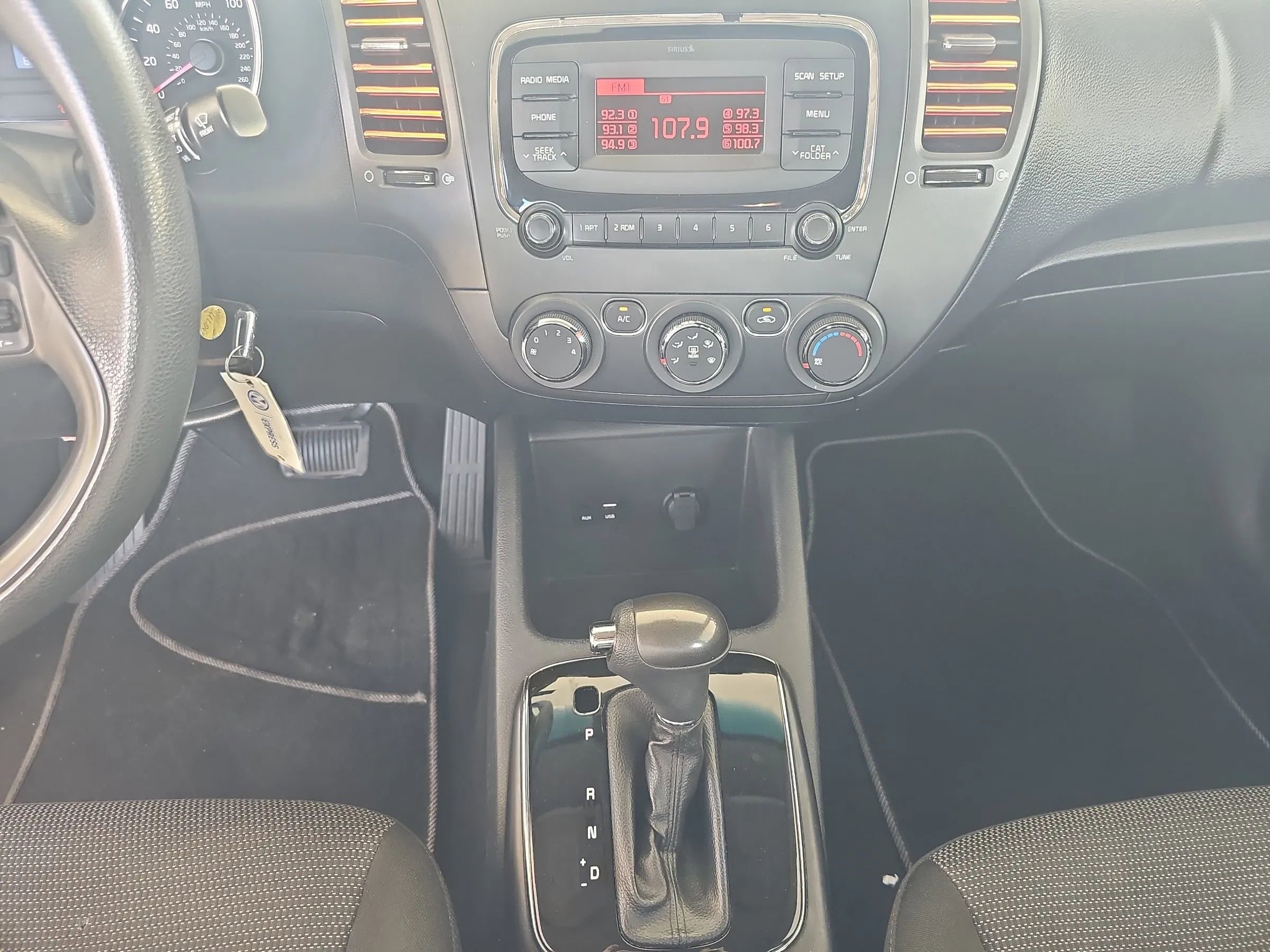 Used 2018 Kia Forte LX FWD image 31