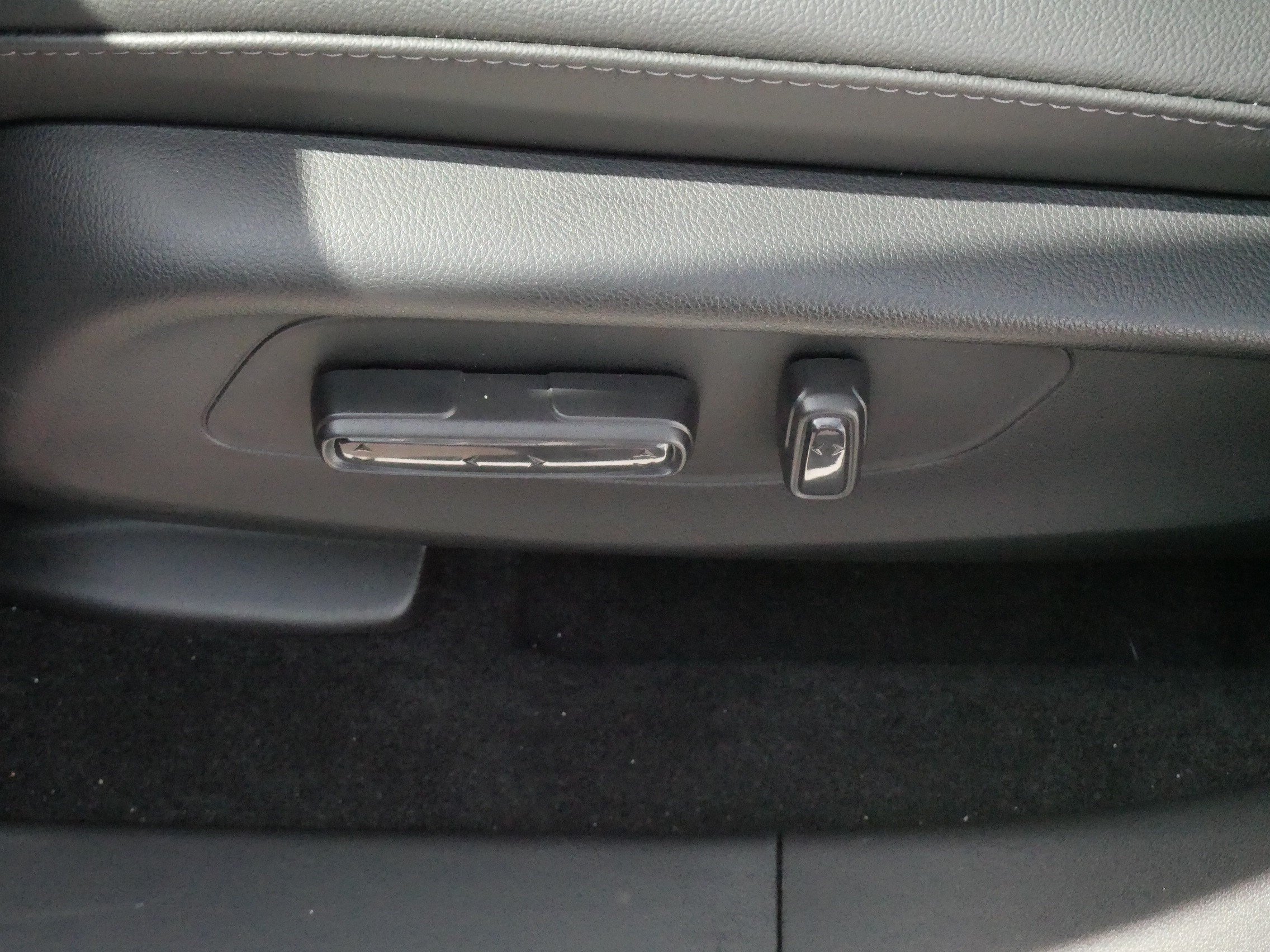 Certified 2026 Honda HR-V EX-L image 20