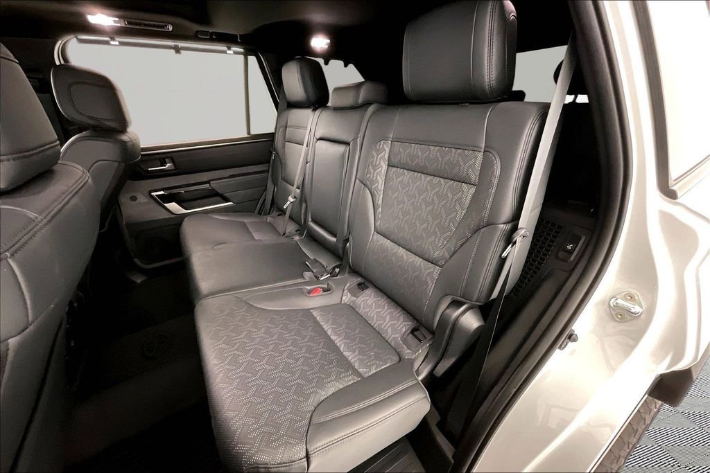 Used 2025 Toyota Sequoia Limited w/ TRD Off-Road Package image 20