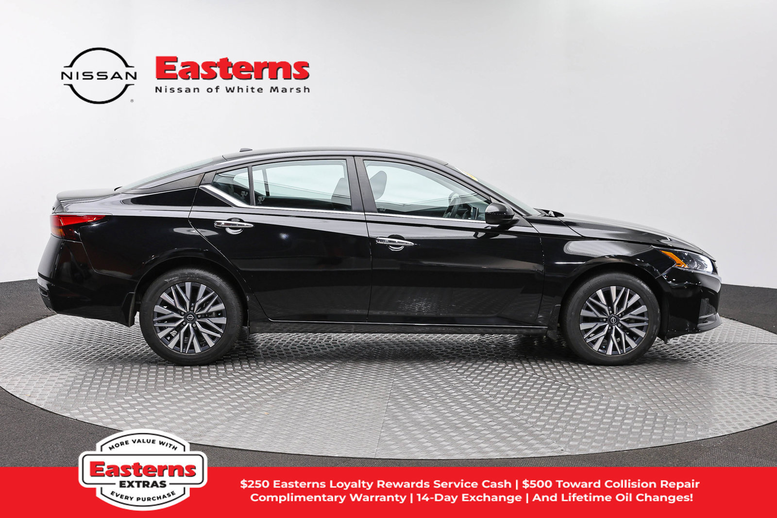 Used 2023 Nissan Altima 2.5 SV AWD/4WD image 4