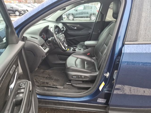 Used 2023 GMC Terrain SLT image 11