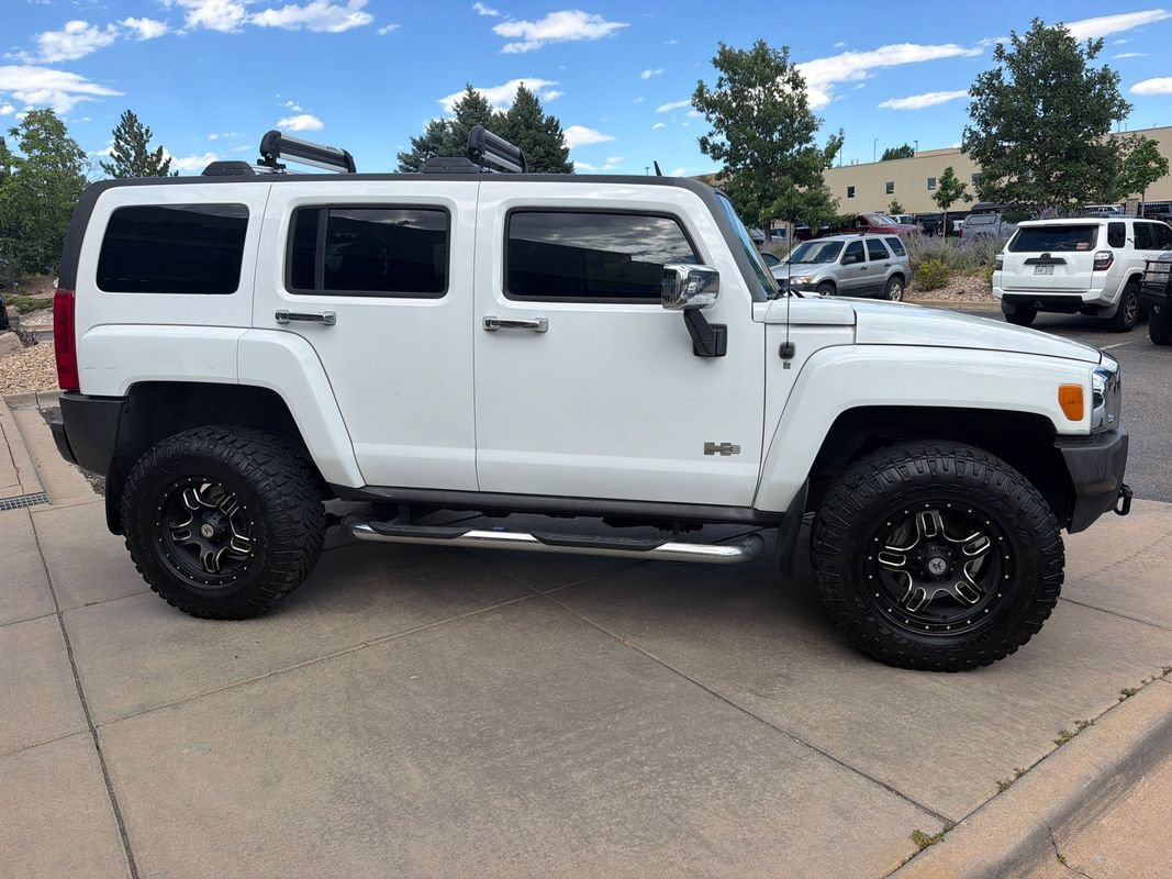 Used 2006 HUMMER H3 w/ Chrome Appearance Package AWD/4WD image 5