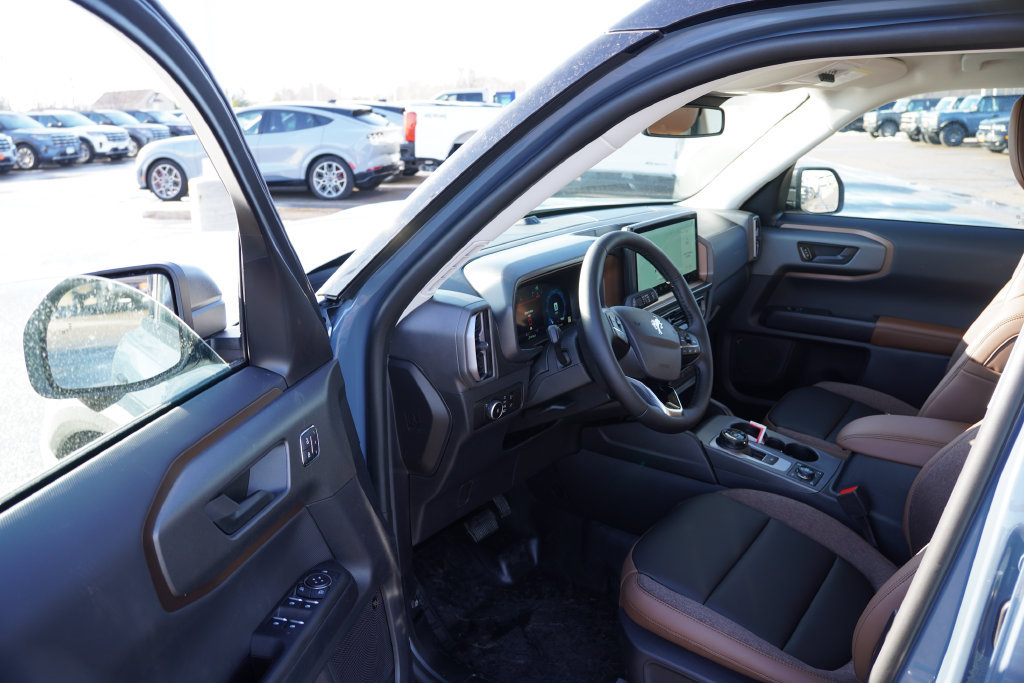 New 2026 Ford Bronco Sport Outer Banks AWD/4WD image 13