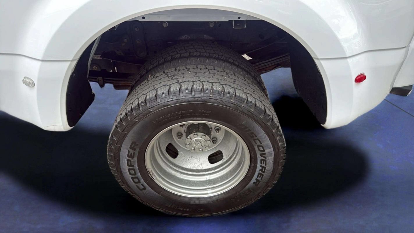 Used 2024 Ford F350 XL AWD/4WD image 23