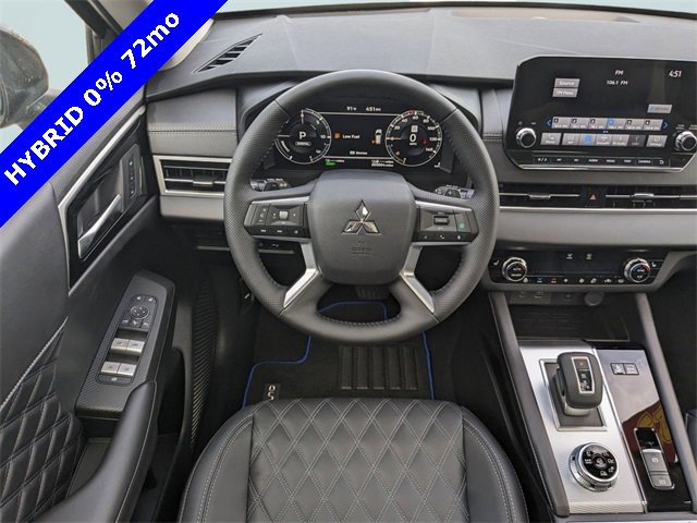 New 2025 Mitsubishi Outlander SEL image 18