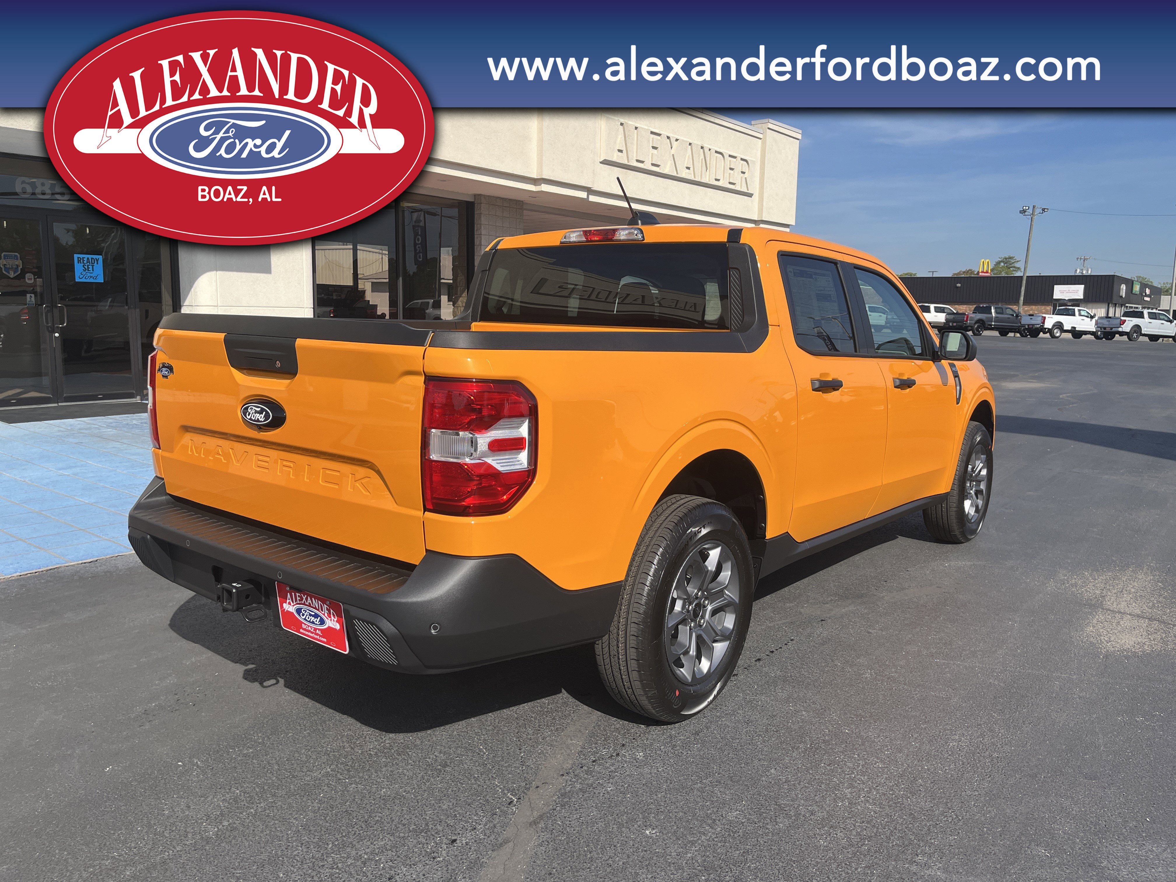 New 2026 Ford Maverick XLT image 4