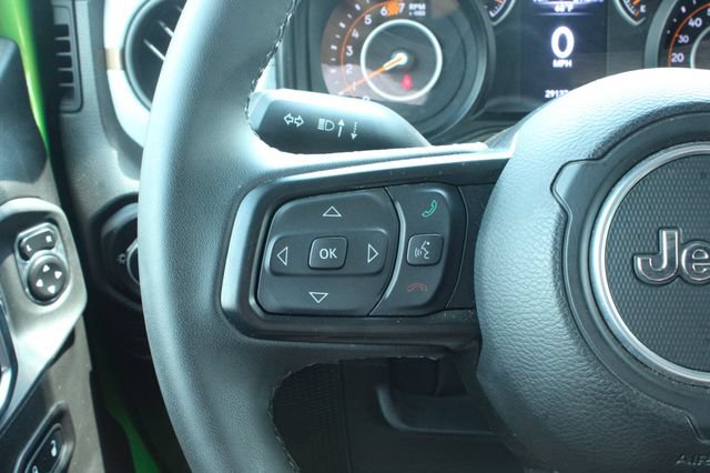 Used 2025 Jeep Wrangler Sport AWD/4WD image 21