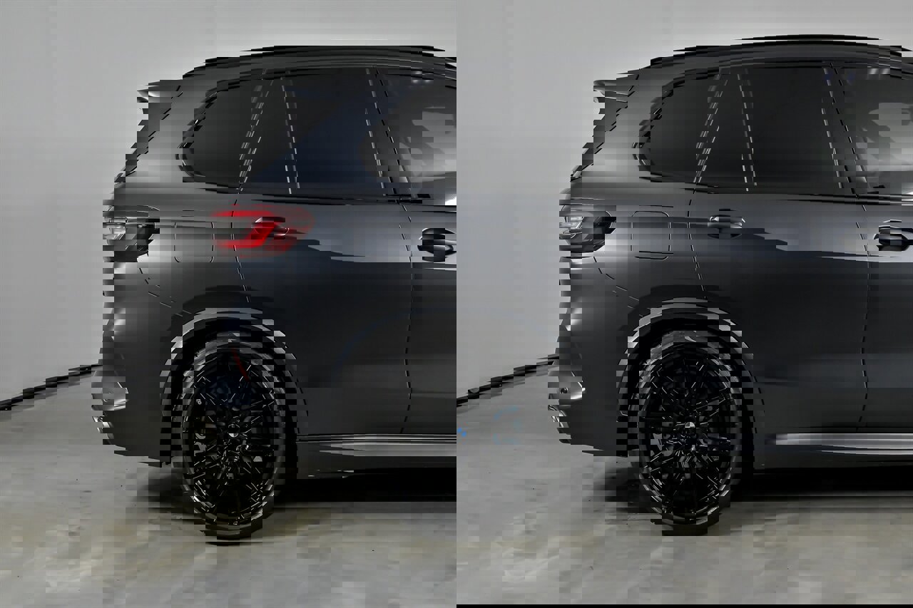 Used 2020 BMW X5 M Competition w/ Executive Package image 13