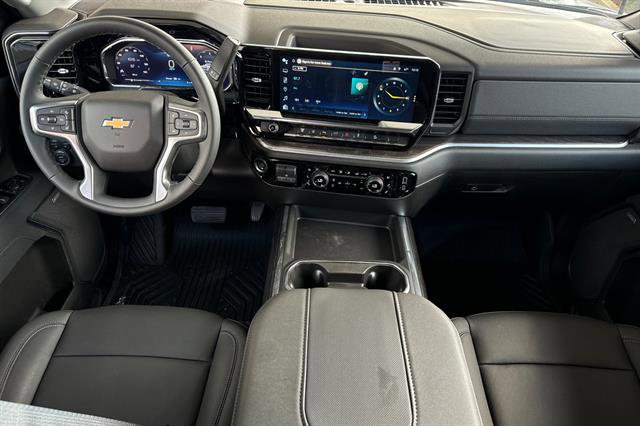 New 2026 Chevrolet Silverado 3500 LTZ w/ LTZ Premium Package image 15
