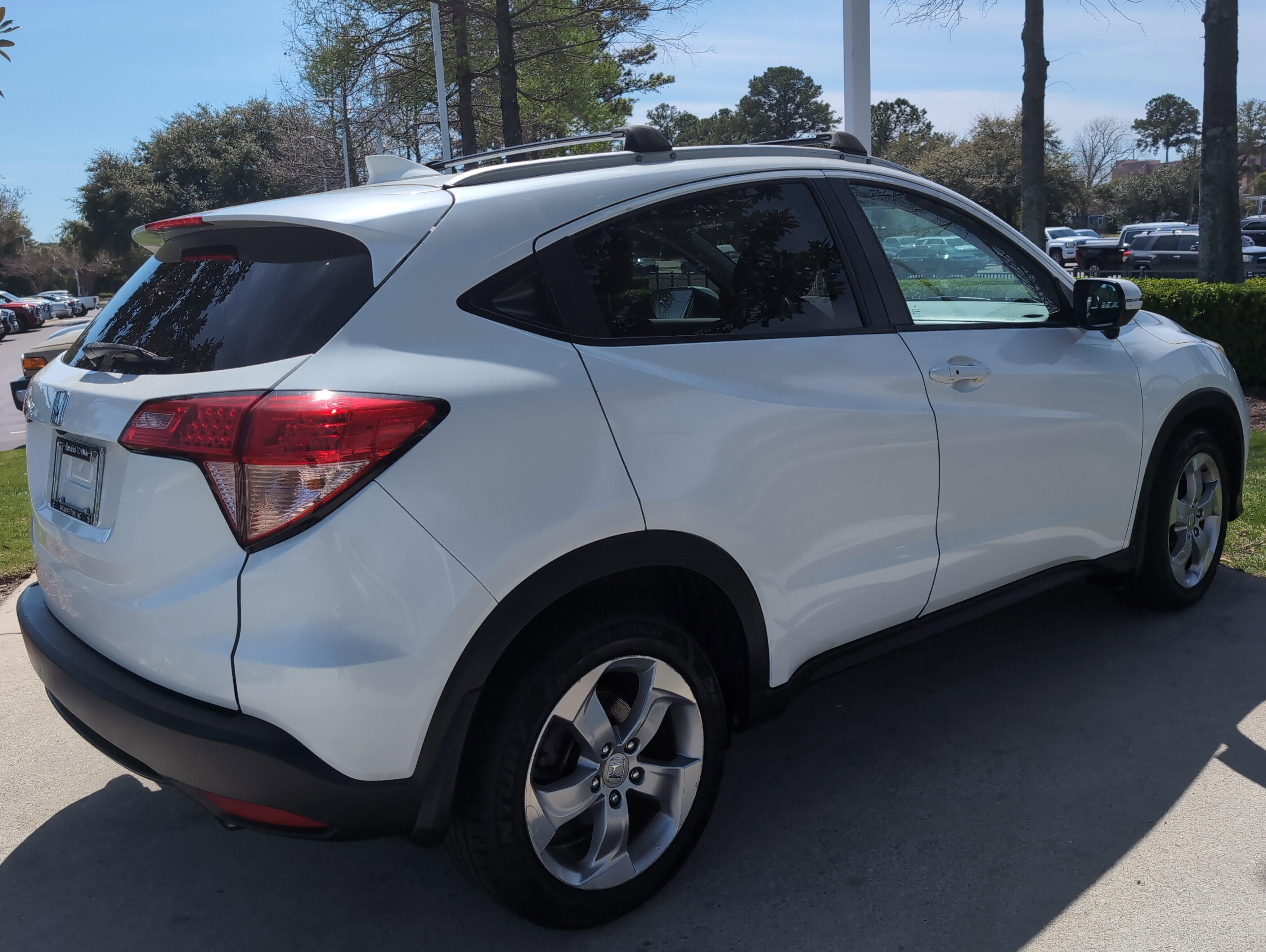 Used 2016 Honda HR-V EX-L image 10