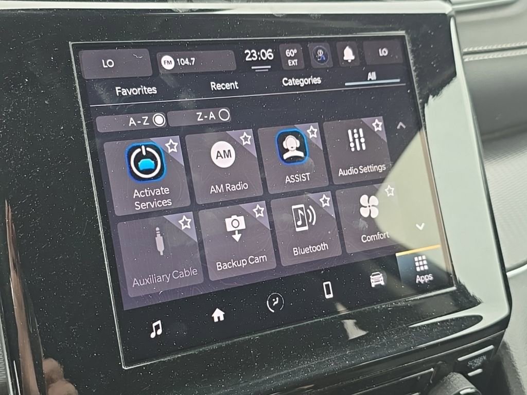 Used 2024 Jeep Grand Cherokee Laredo AWD/4WD image 33