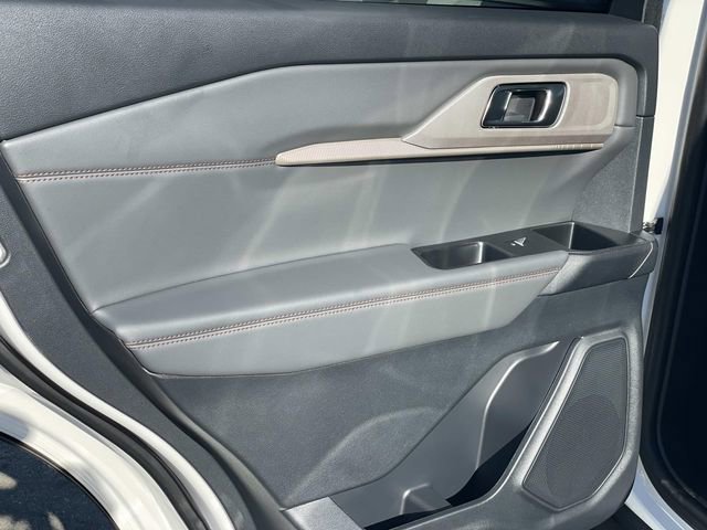 New 2026 Ford Explorer Active w/ Active Comfort Package image 21