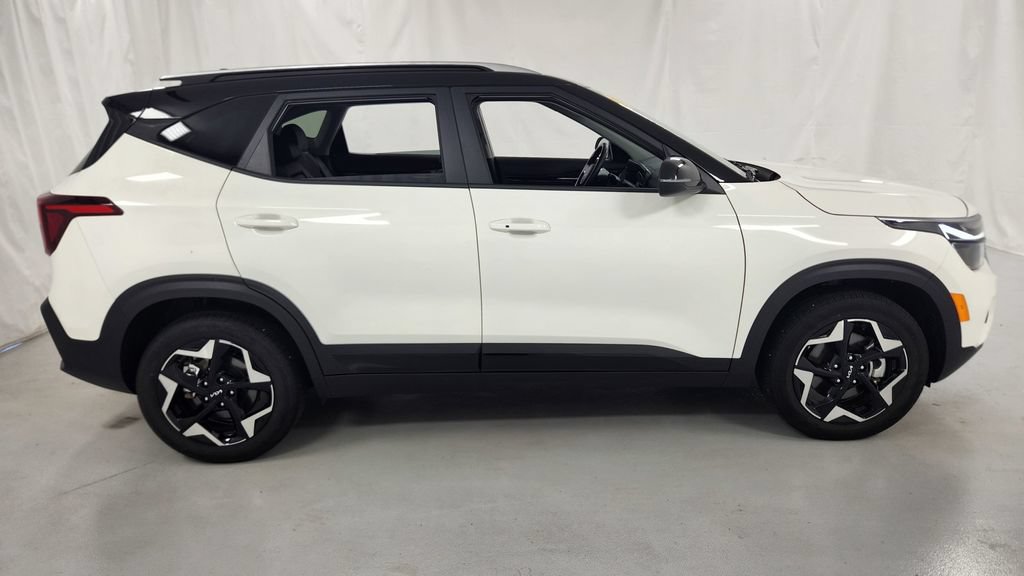 Used 2026 Kia Seltos S AWD/4WD image 2