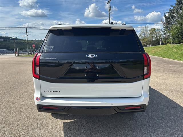 New 2027 Ford Expedition Platinum w/ Stealth Appearance Package AWD/4WD image 3