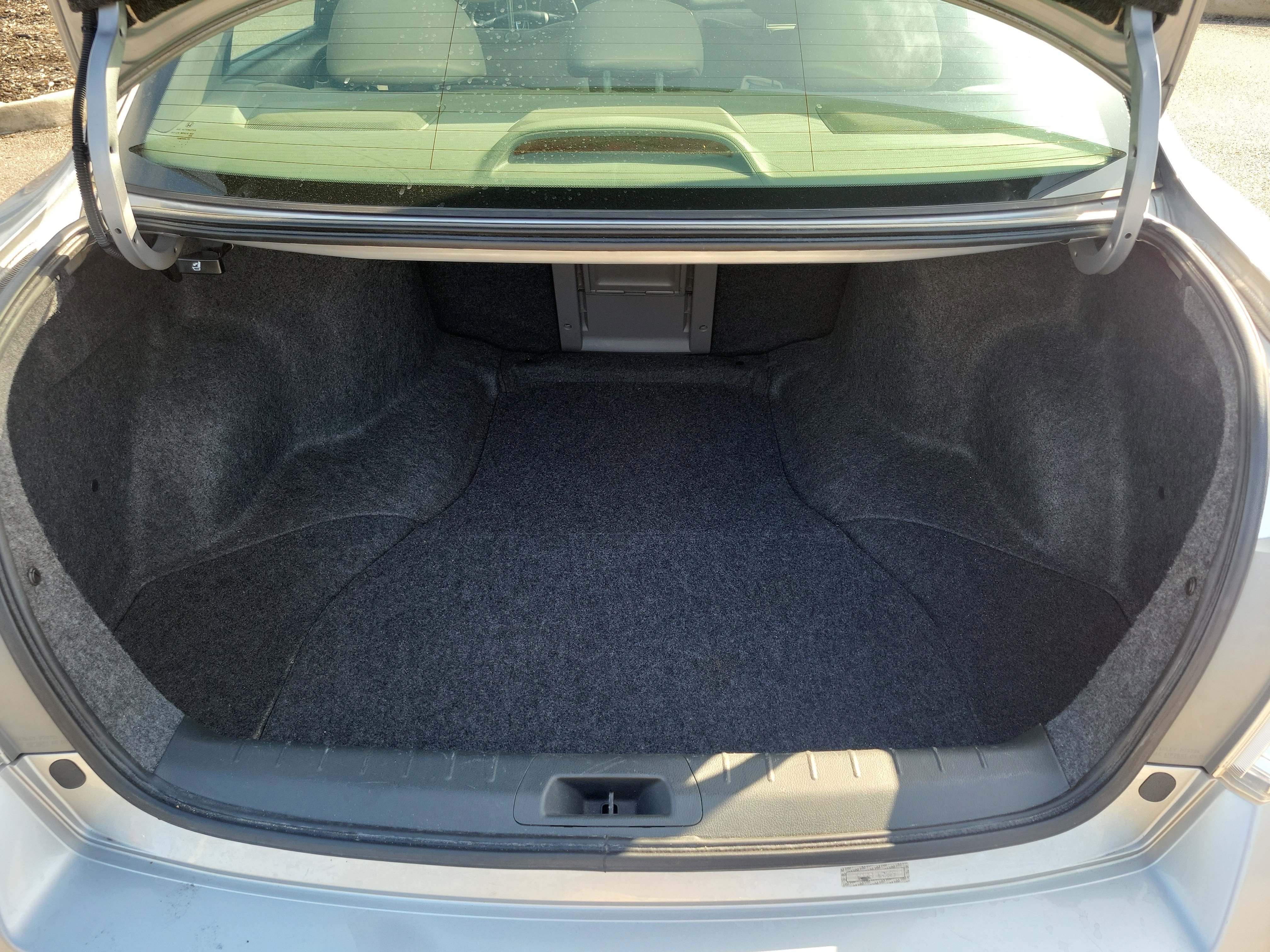 Used 2011 Honda Accord EX-L image 10