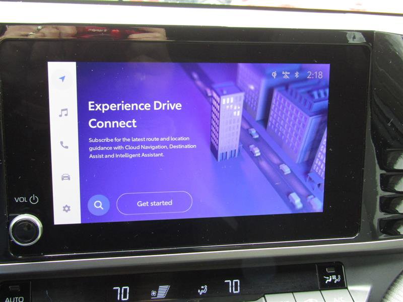 Used 2025 Toyota Camry SE image 19