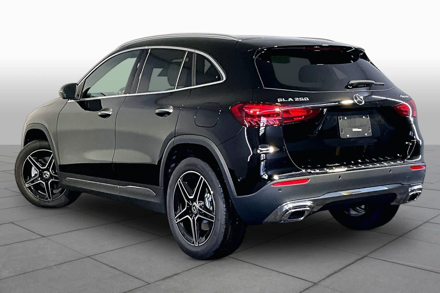 New 2026 Mercedes-Benz GLA 250 4MATIC image 3
