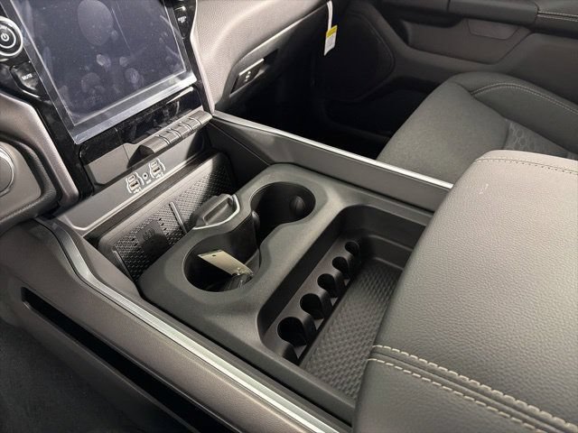 New 2026 RAM 1500 Big Horn AWD/4WD image 17