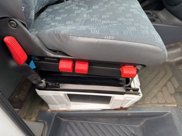 Used 2004 Dodge Sprinter 2500 w/ PWR Convenience Group image 20