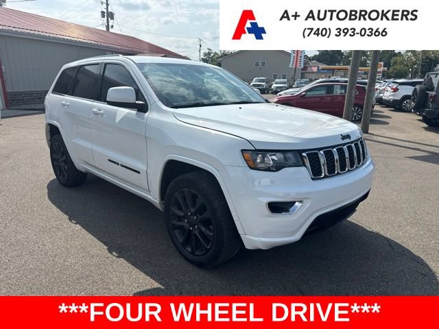 Used 2021 Jeep Grand Cherokee Laredo X AWD/4WD image 1