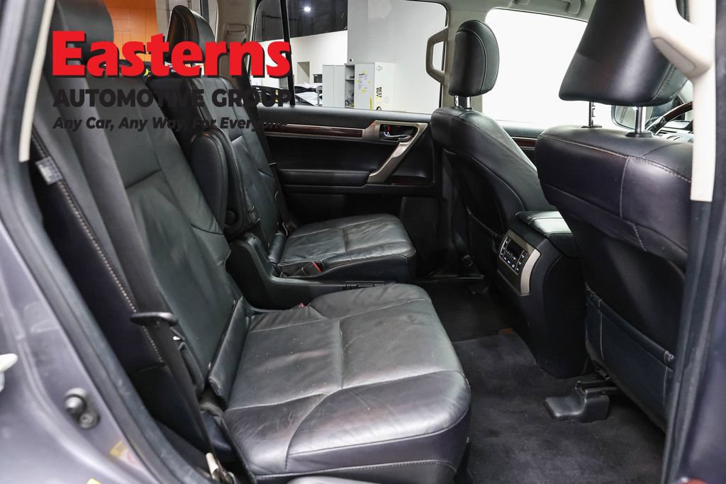 Used 2018 Lexus GX 460 Premium AWD/4WD image 25