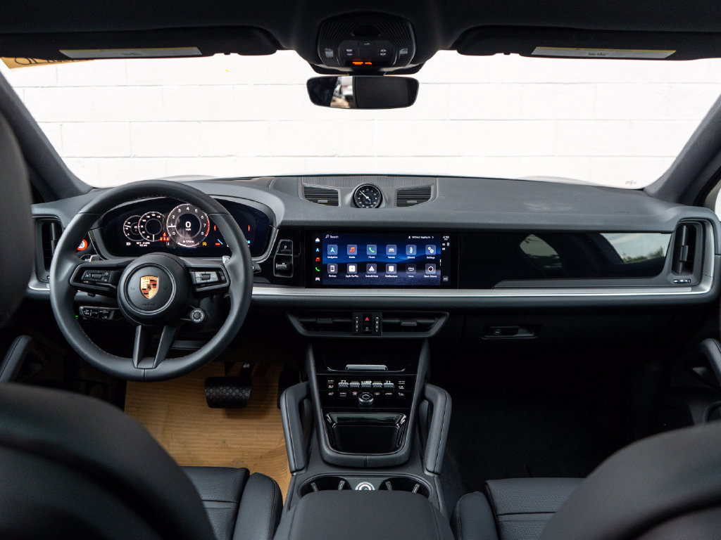 New 2026 Porsche Cayenne Coupe AWD/4WD image 23