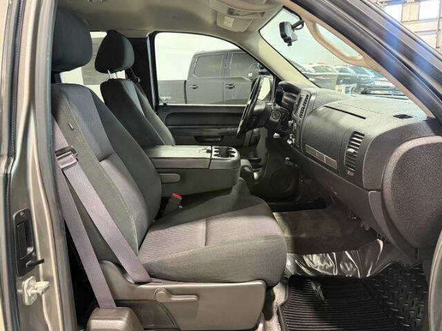 Used 2013 Chevrolet Silverado 1500 LT w/ All-Star Edition AWD/4WD image 15