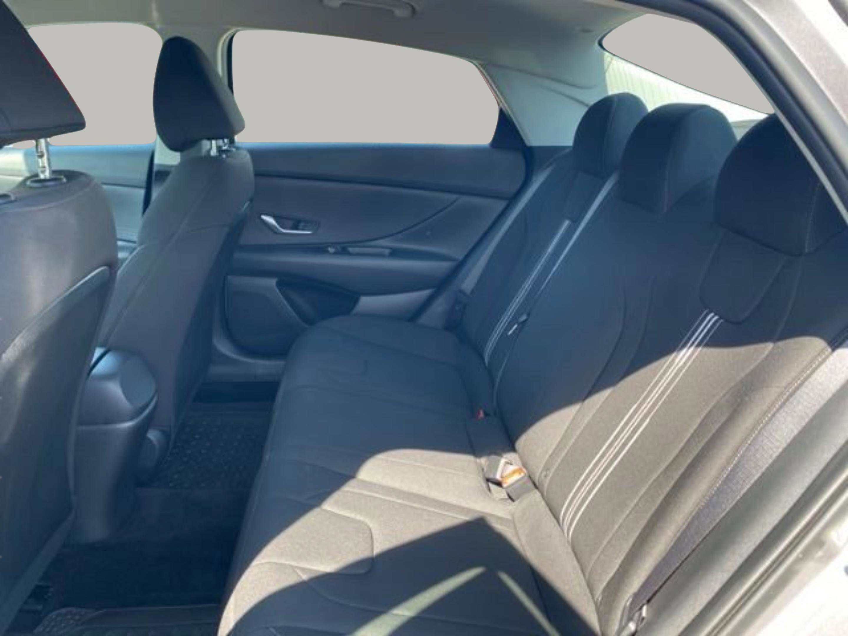 Certified 2023 Hyundai Elantra Blue image 34