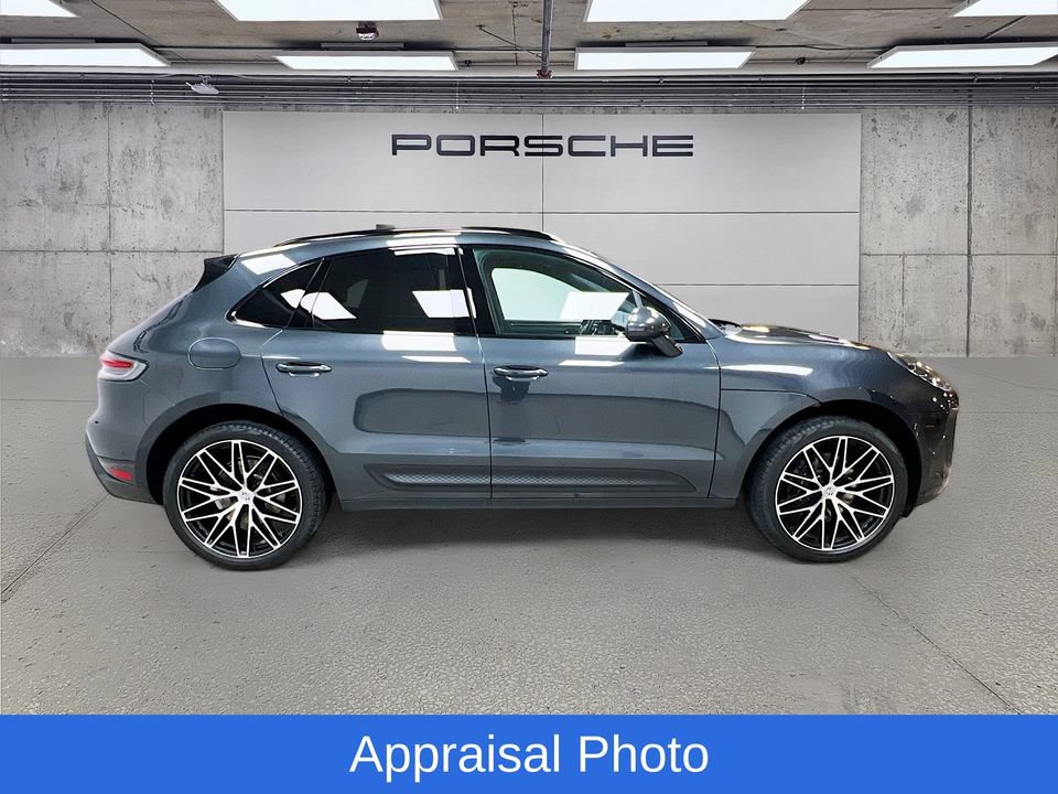 Certified 2023 Porsche Macan AWD/4WD image 8