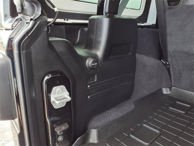 Used 2021 Jeep Wrangler Unlimited Sahara image 78