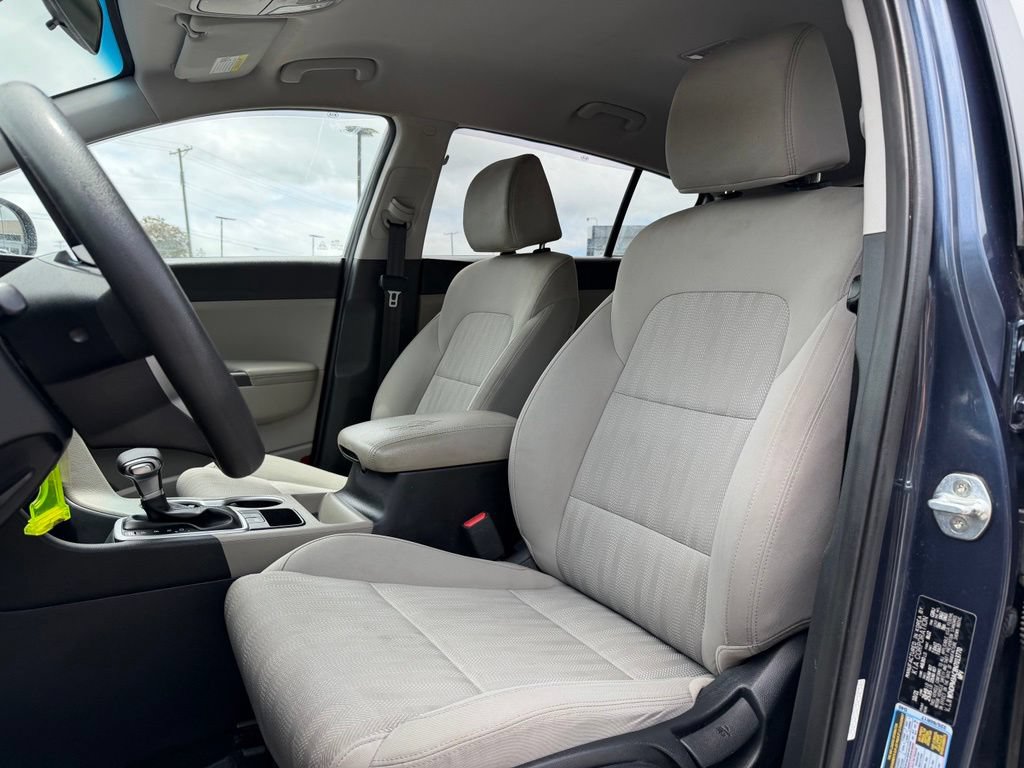 Certified 2022 Kia Sportage LX FWD image 10