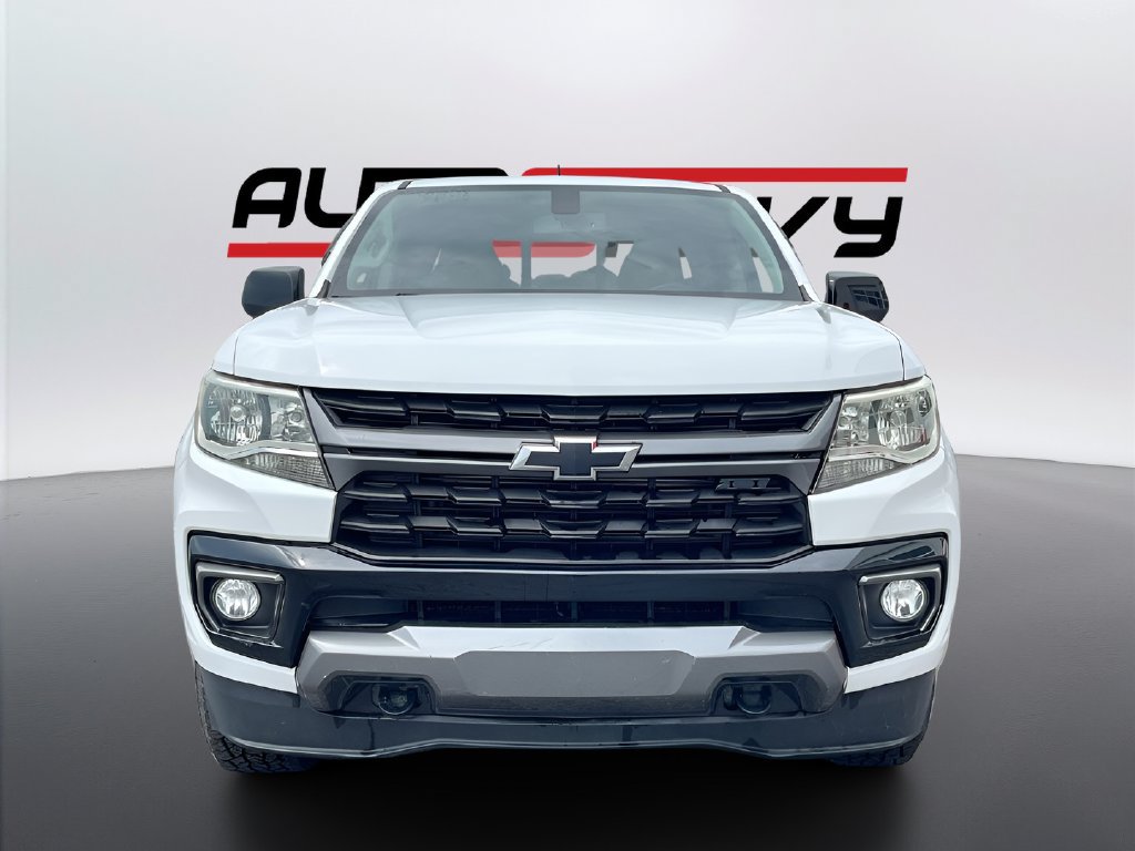 Used 2022 Chevrolet Colorado Z71 AWD/4WD image 2