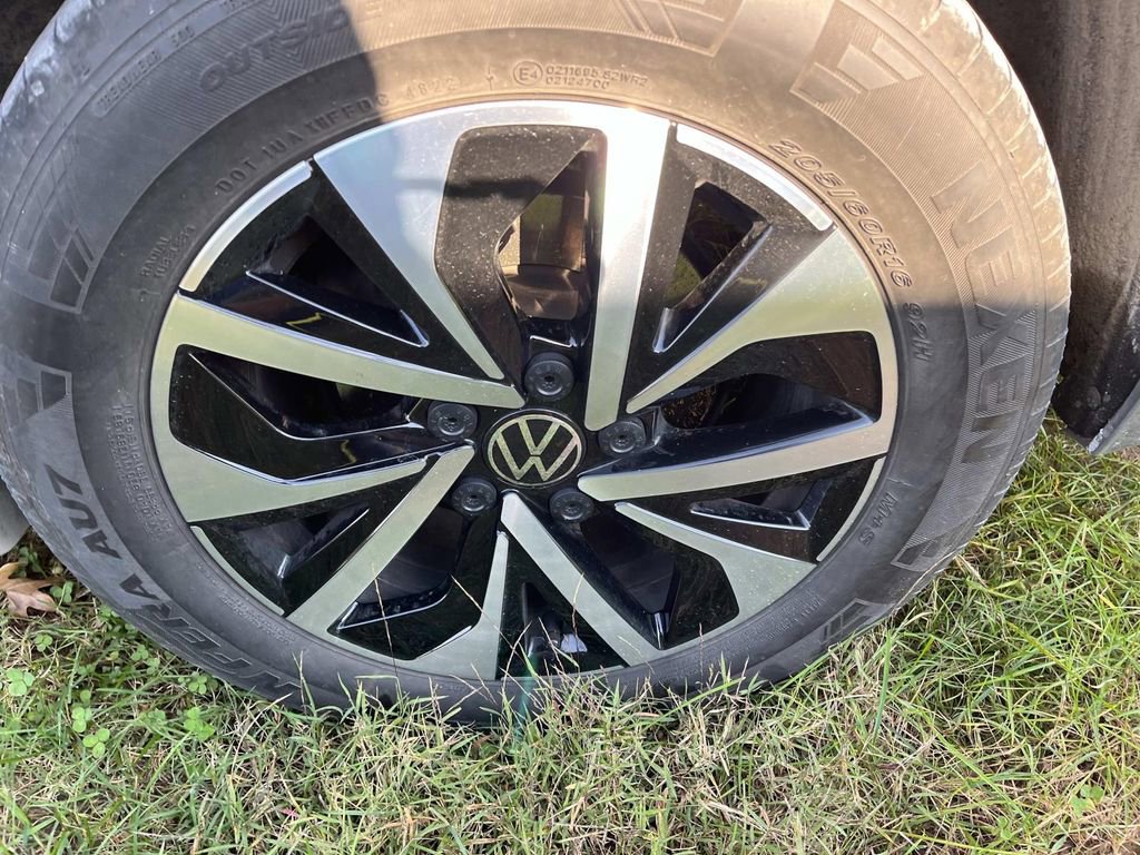 Used 2023 Volkswagen Jetta S image 10
