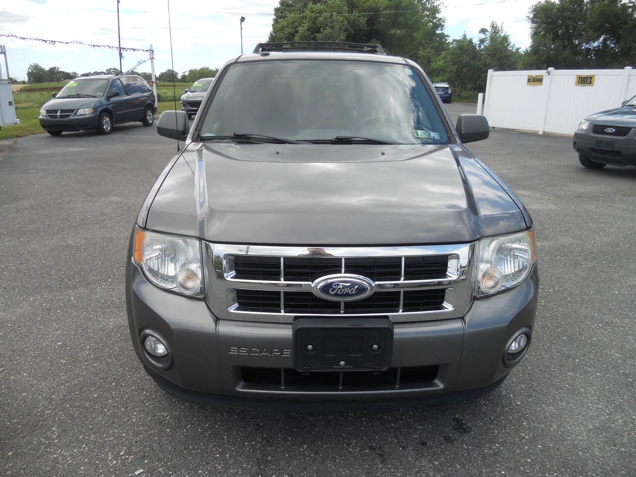 Used 2011 Ford Escape XLT w/ 202A Rapid Spec Order Code FWD image 3