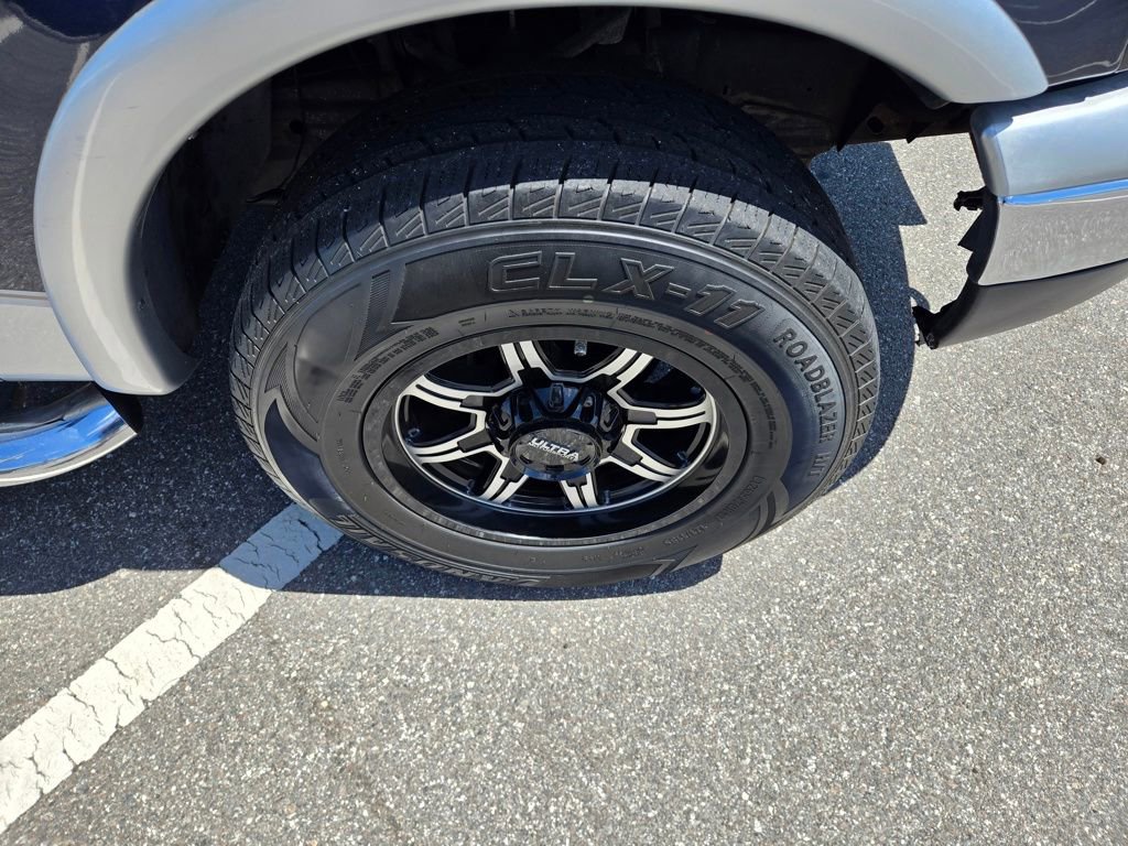 Used 2003 Ford F150 Lariat AWD/4WD image 10