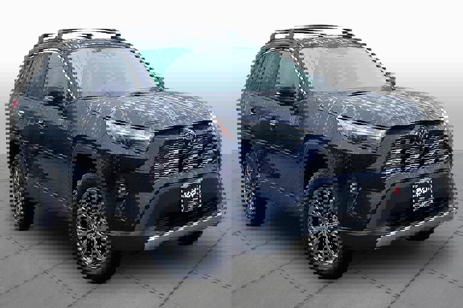 Used 2025 Toyota RAV4 Limited image 3