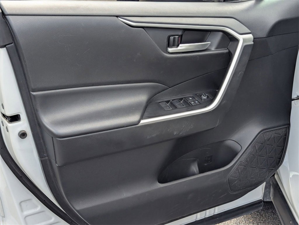 Used 2024 Toyota RAV4 XLE image 13