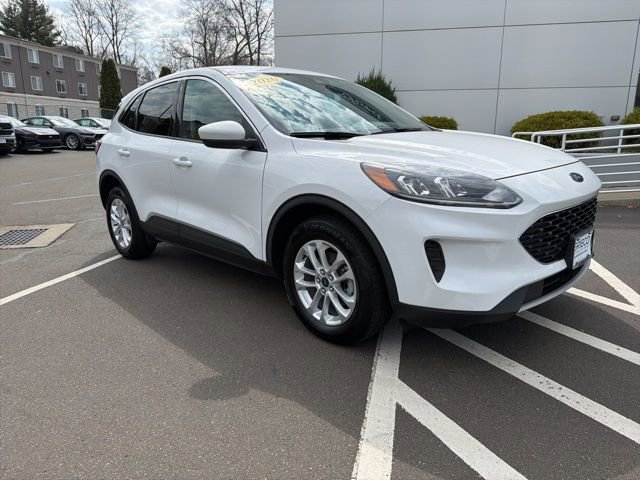 Used 2020 Ford Escape SE image 1