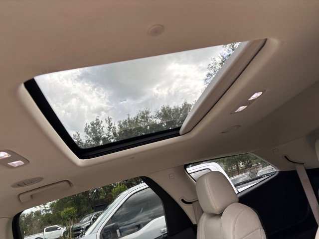 Used 2023 Buick Enclave Essence w/ Experience Buick Package image 14