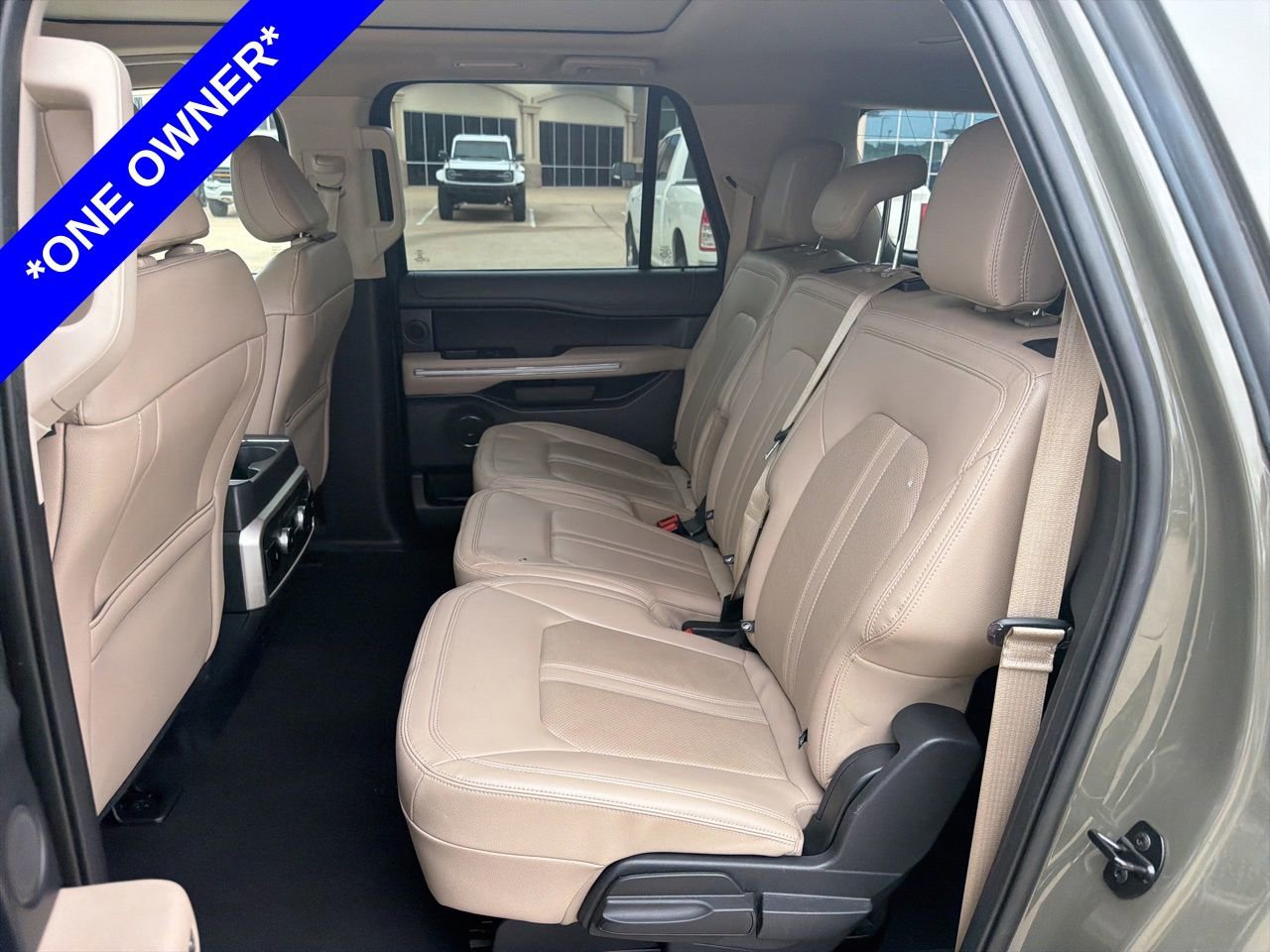 Used 2024 Ford Expedition Max Limited RWD image 3