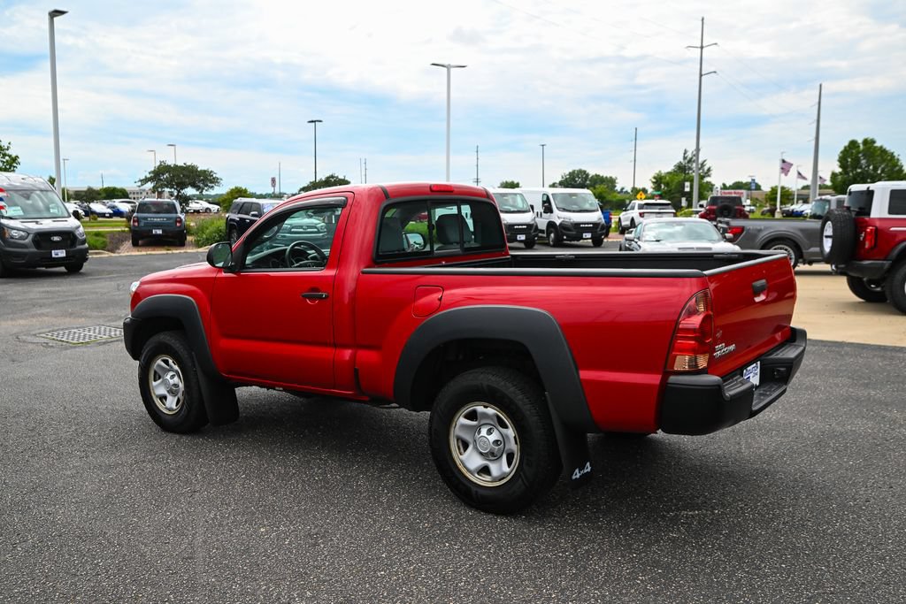 Used 2014 Toyota Tacoma 4x4 Regular Cab image 7