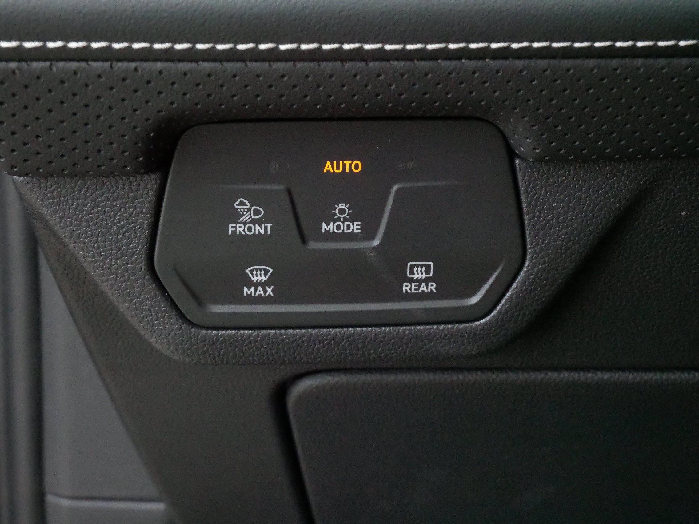 Certified 2026 Volkswagen Atlas SE AWD/4WD image 27