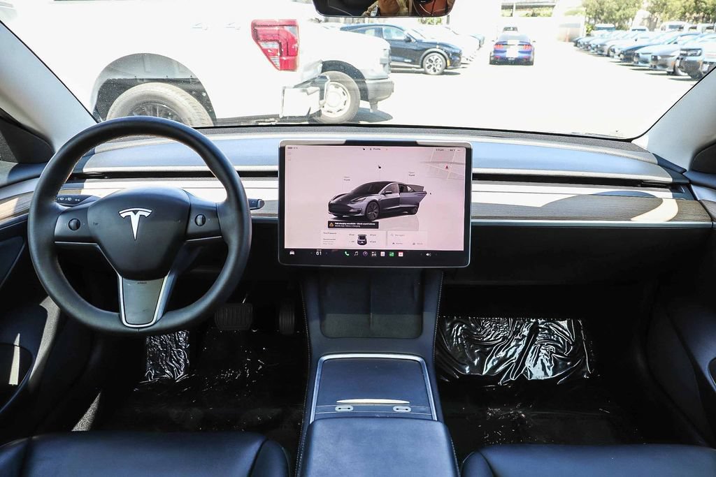 Used 2022 Tesla Model 3 Long Range AWD/4WD image 16