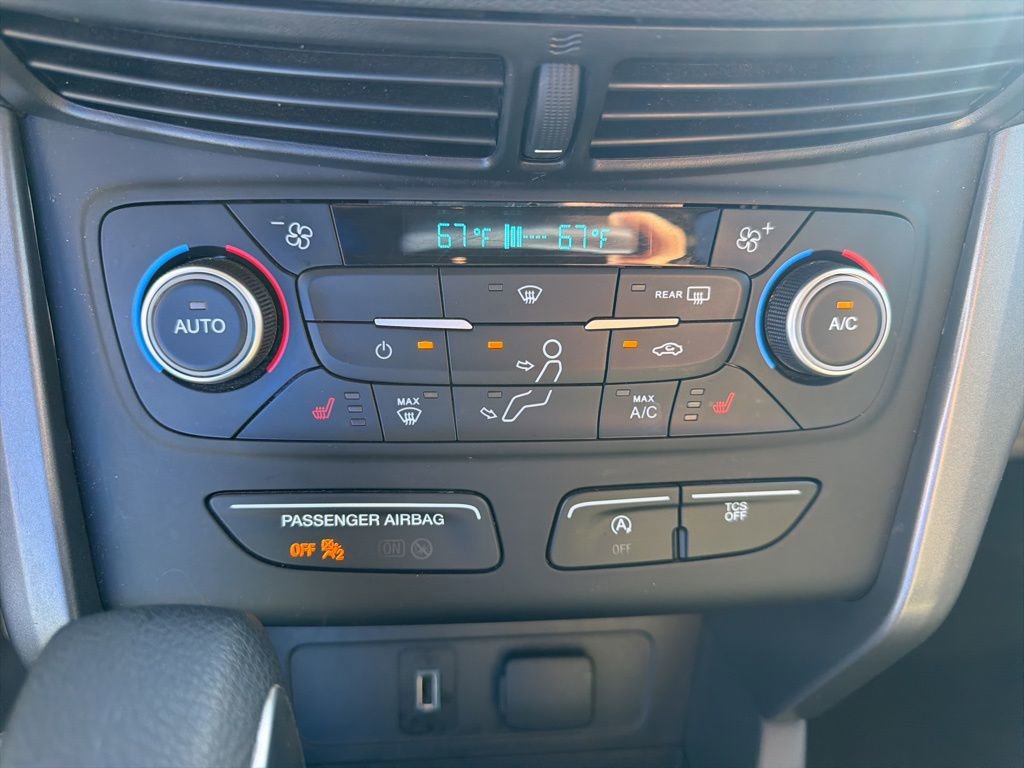 Used 2018 Ford Escape SE image 19